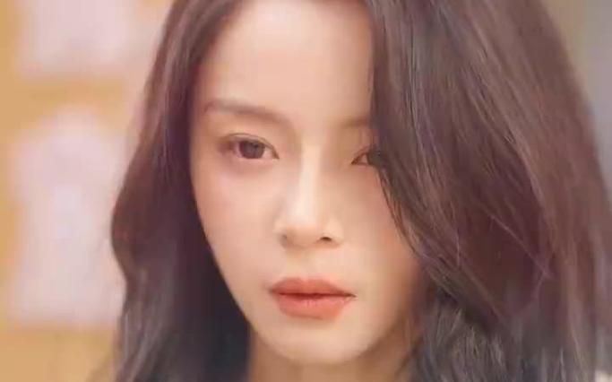 枭爷,叶小姐又来求婚了